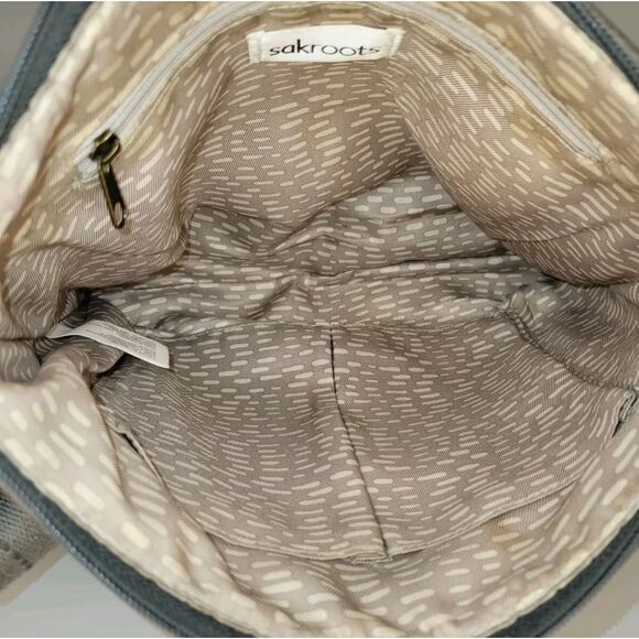 Sakroots Basic Crossbody Bag Coated Canvas Green Animal Print - Picture 6 of 6